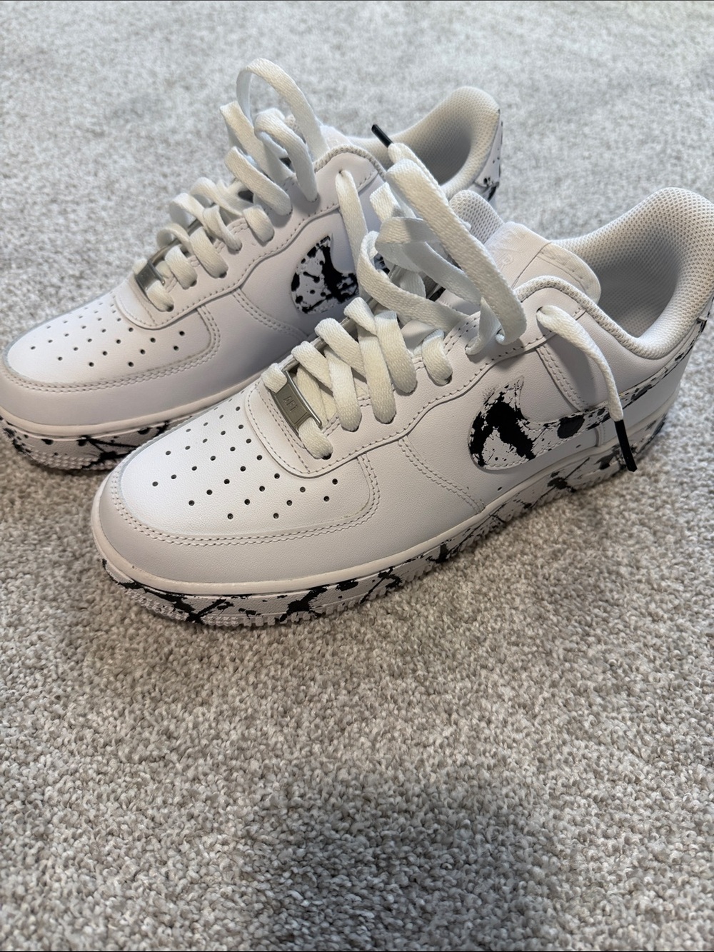 Nike Women's White & Black Marble Swoosh Low-Top Sneakers